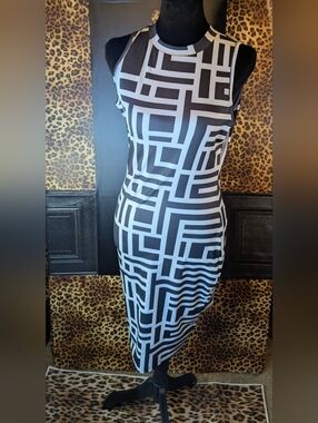 Geometric Black and White Bodycon Dress Midi Small